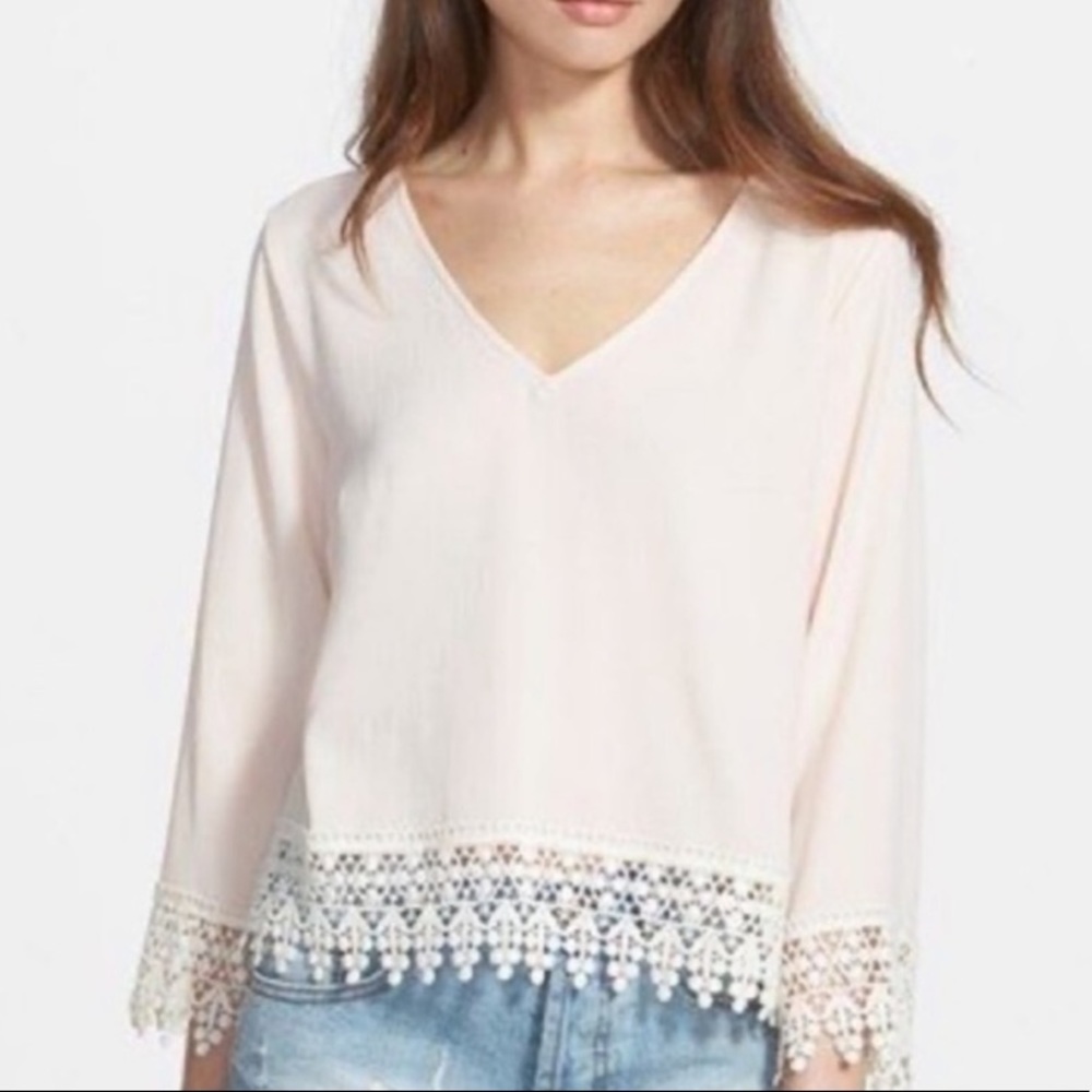 ASTR Blush Pink Crochet Hem Top